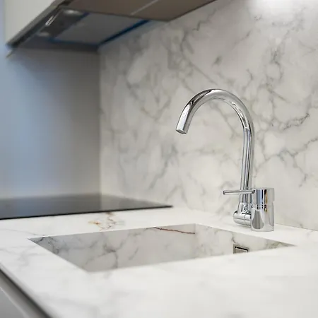 Lumen - Skyline View Attic Milán