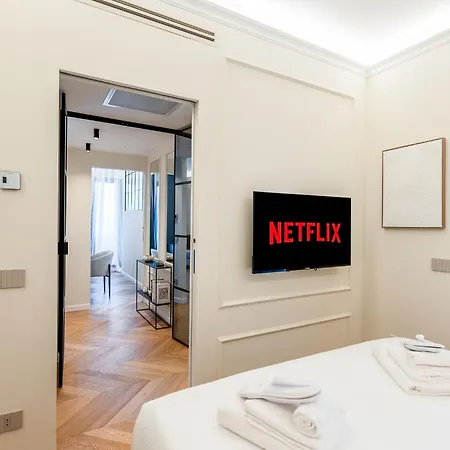 Lumen - Skyline View Attic Milán