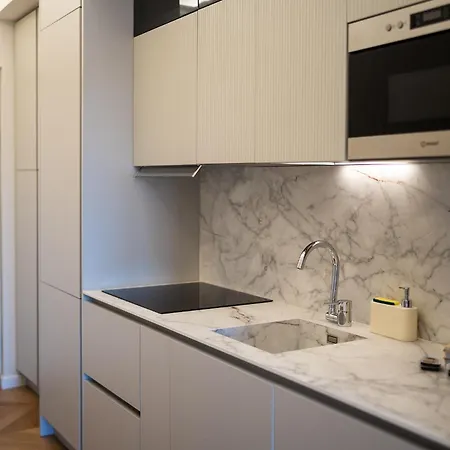 Lumen - Skyline View Attic * Milán