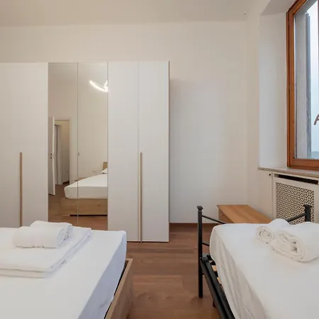 Appartamento I-host - Cesarotti 2 *