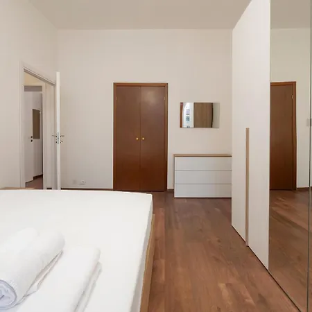 I-host - Cesarotti 2 Appartamento Milano