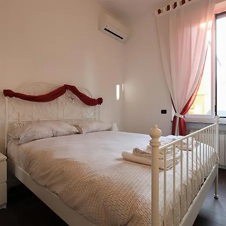 Economico E Strategico A Quattro Fermate Da Piazza Duomo Apartament *