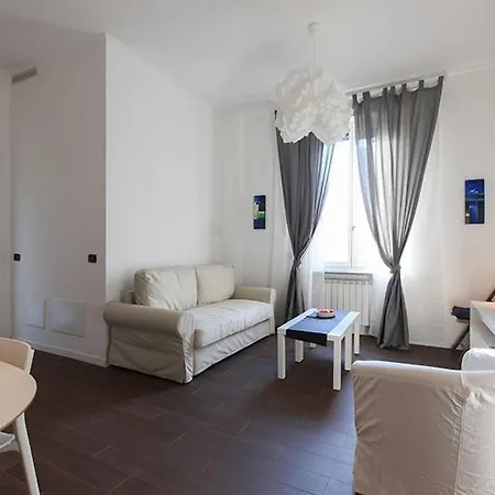 Economico E Strategico A Quattro Fermate Da Piazza Duomo Apartament *