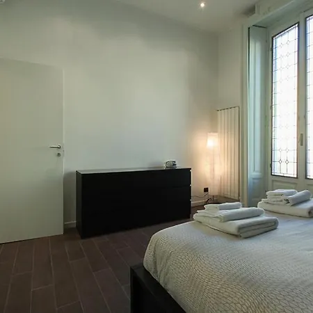 Economico E Strategico A Quattro Fermate Da Piazza Duomo Apartament Mediolan
