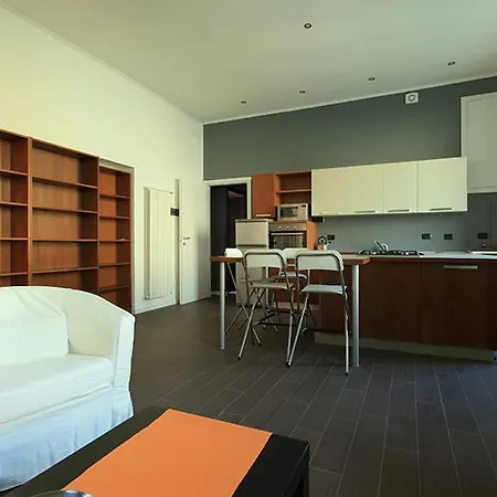 Economico E Strategico A Quattro Fermate Da Piazza Duomo Apartament *