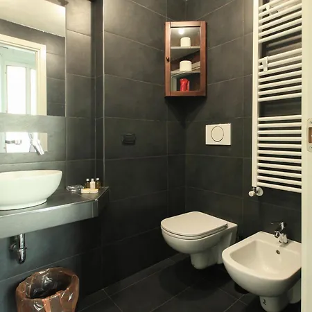 Apartament Economico E Strategico A Quattro Fermate Da Piazza Duomo *