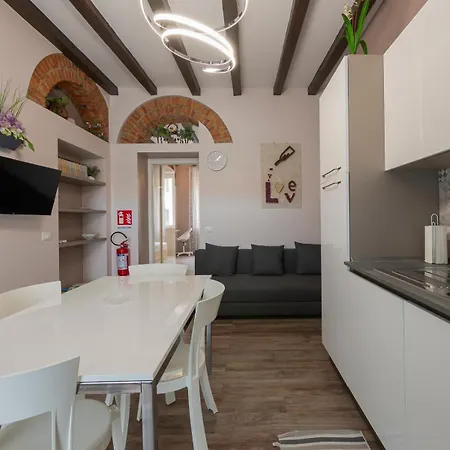 I-host - Imbonati 6 Apartamento