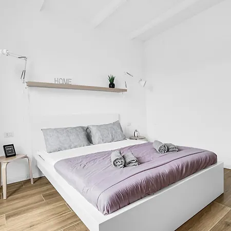 Lo3 • Navigli Chic • Lägenhet