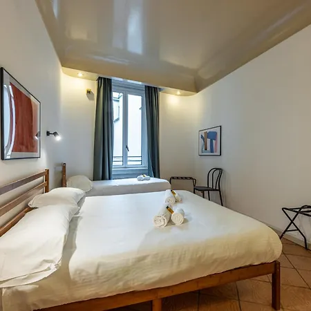 Vigentina 2bedroom Next To Metro ミラノ