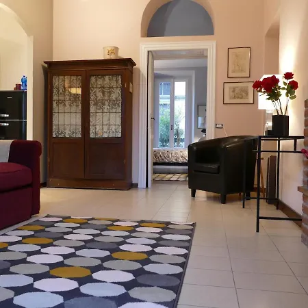 Nonna Nilla, A Large And Cozy Flat In Porta Venezia * Milan