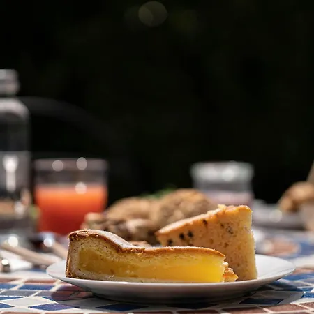 Ξενοδοχείο Zara