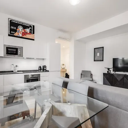 Sempione Apt- Citylife - 4 Posti Letto