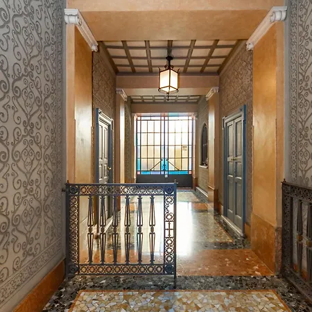 Youhosty - Arco Della Pace *