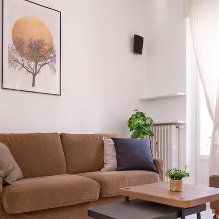 The Golden Floor - New Bright * Milan