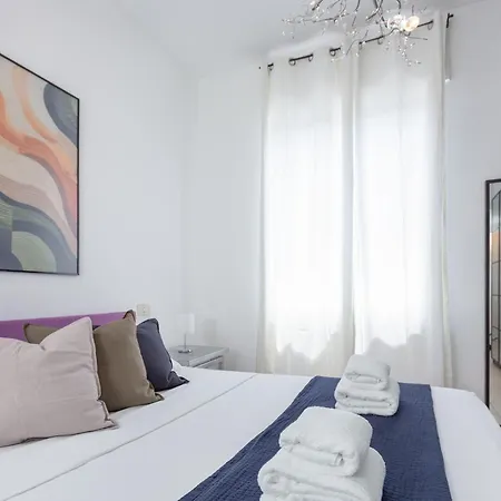 The Golden Floor - New Bright Apartment Milan