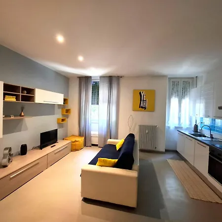 Marche91 - Modern In Isola Area מילאנו