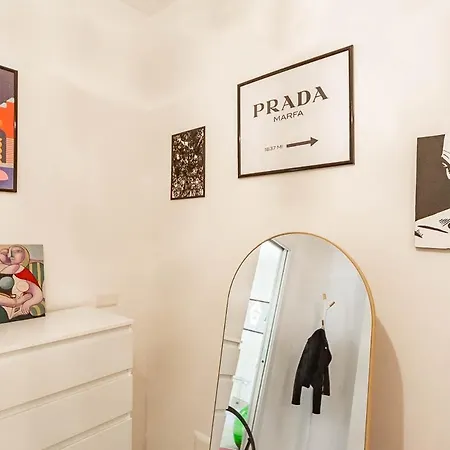 Historic Center-navigli Private Terrace 4 Pax Wifi