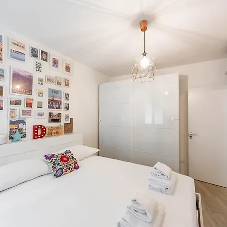 Historic Center-navigli Private Terrace 4 Pax Wifi *