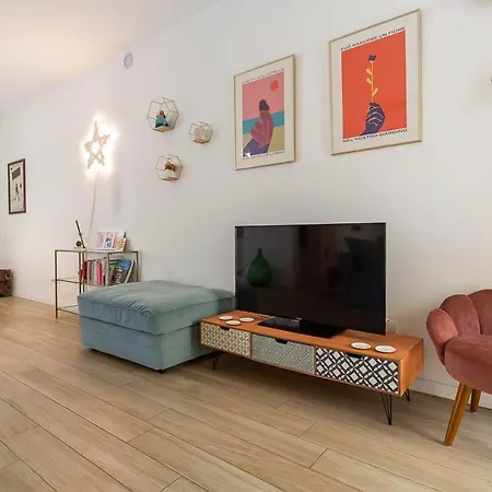 Apartman Historic Center-navigli Private Terrace 4 Pax Wifi *