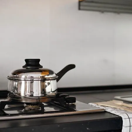 Domusmi Tadino 48 Station * Milan