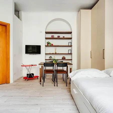 Domusmi Tadino 48 Station