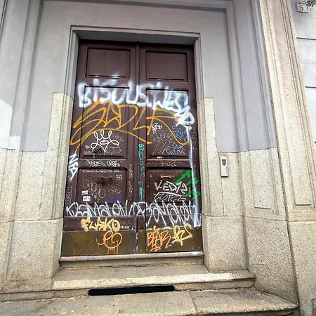 Hbhall Navigli 5 *