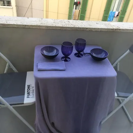 Apartamento Cozy In Paolo Sarpi With Balcony