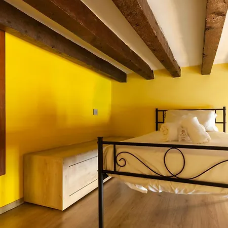 Youhosty - Nido Sui Navigli מילאנו