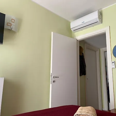 Δωμάτια σε οικογενειακή κατοικία Singola, Politecnico Bovisa *