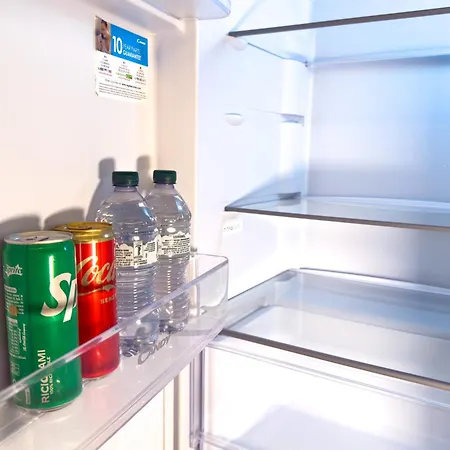 Teodorico Apartments - Quiet Garden View Apartment With Parking Apartament Mediolan