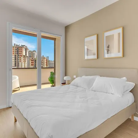 Appartement Airy With Balcony & Garage By Ndp Rent *