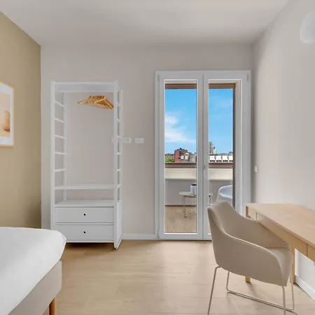 Appartement Airy With Balcony & Garage By Ndp Rent *