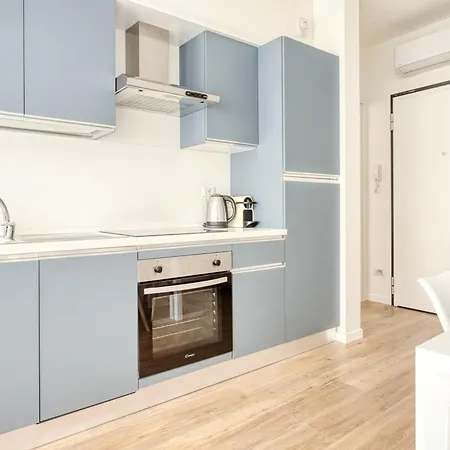 Hostmate - - Imperia's Pearl - Romolo Iulm מילאנו