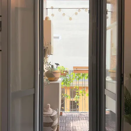 Casa Luca Center & Flat With Sunny Terrace Apartment