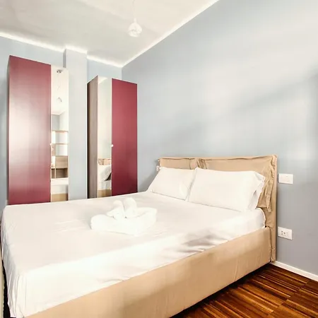 Apartment Night & Corso Sempione Milan