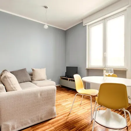 Night & Corso Sempione Apartment Milan