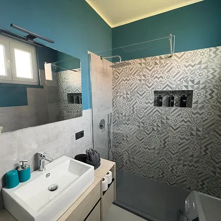 Cozy Mm Uruguay * Милан