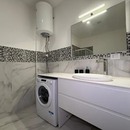 Stardust Padre Giuliani Milano