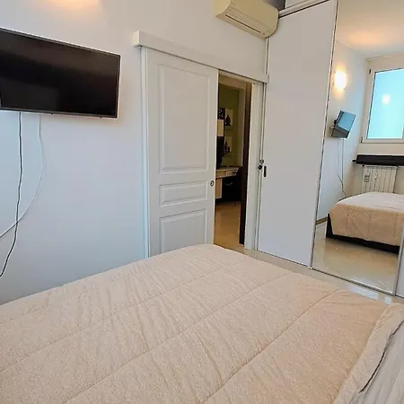 Apartament Modern And Cozy In Darsena Area *