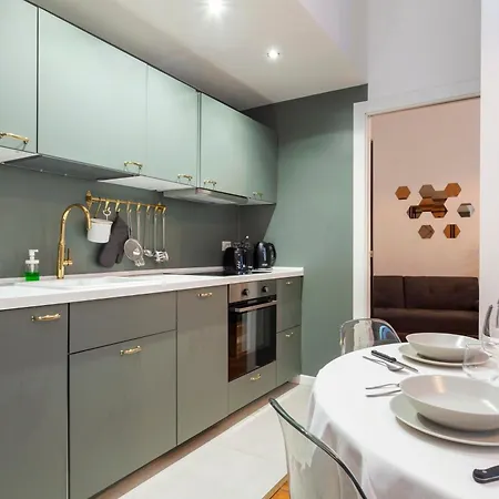 6 Min From Duomo Design In * ميلان