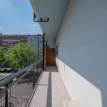 Sant'agostino-centro Near M2 Milan