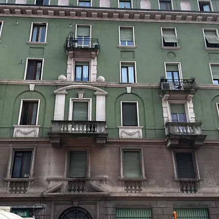 Metro Duomo & Stazione Loft Free Ac E Fast Wi-fi Милан