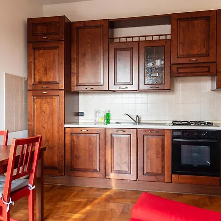 Youhosty - Porta Romana *