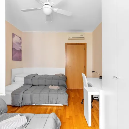 Ca2 - Loreto - Duomo- 10 Minutes From The Duomo - Appartamento *