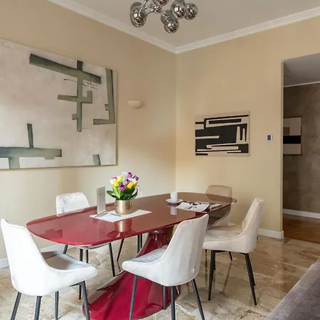 Heart San Sepolcro Duomo Apartment *