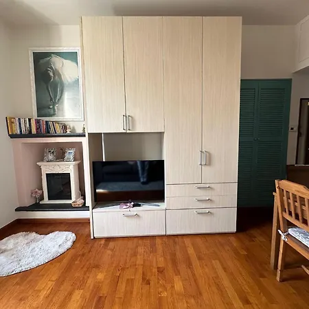 Sunday's Flat/monolocale Zona Bocconi