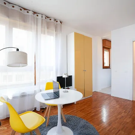 Loft De Sanctis 아파트 밀라노