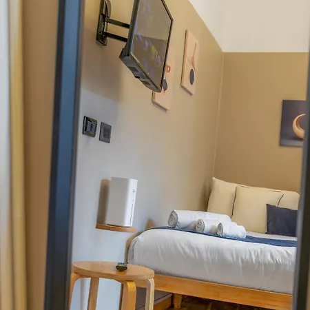 Apartment Design Nook - In The Heart Of The Design District Milan