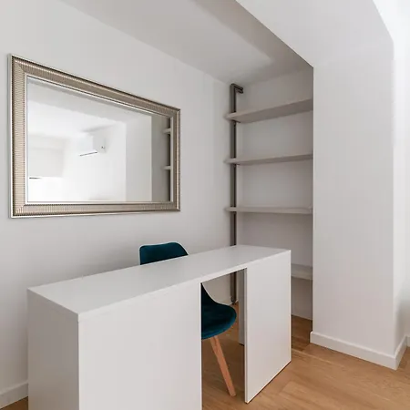 Porta Romana Moderno Loft Di Design