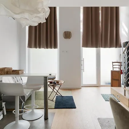 Porta Romana - Caldara - Spazioso Loft Di Design Lägenhet *